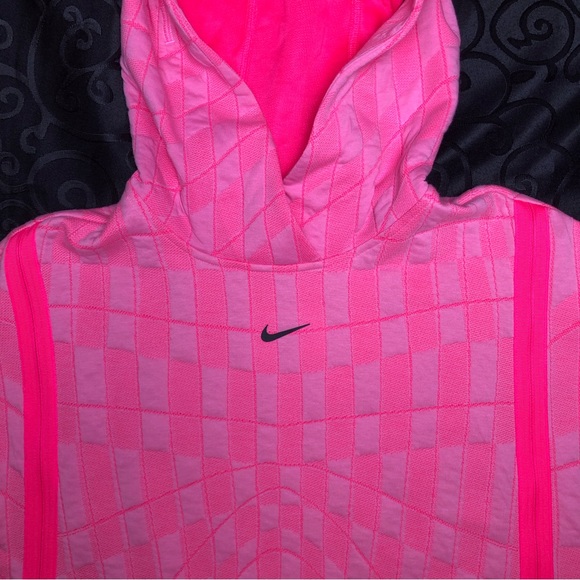 ⭐️NEW⭐️Nike Women Hoodies/Sustainable Materials - Picture 3 of 8